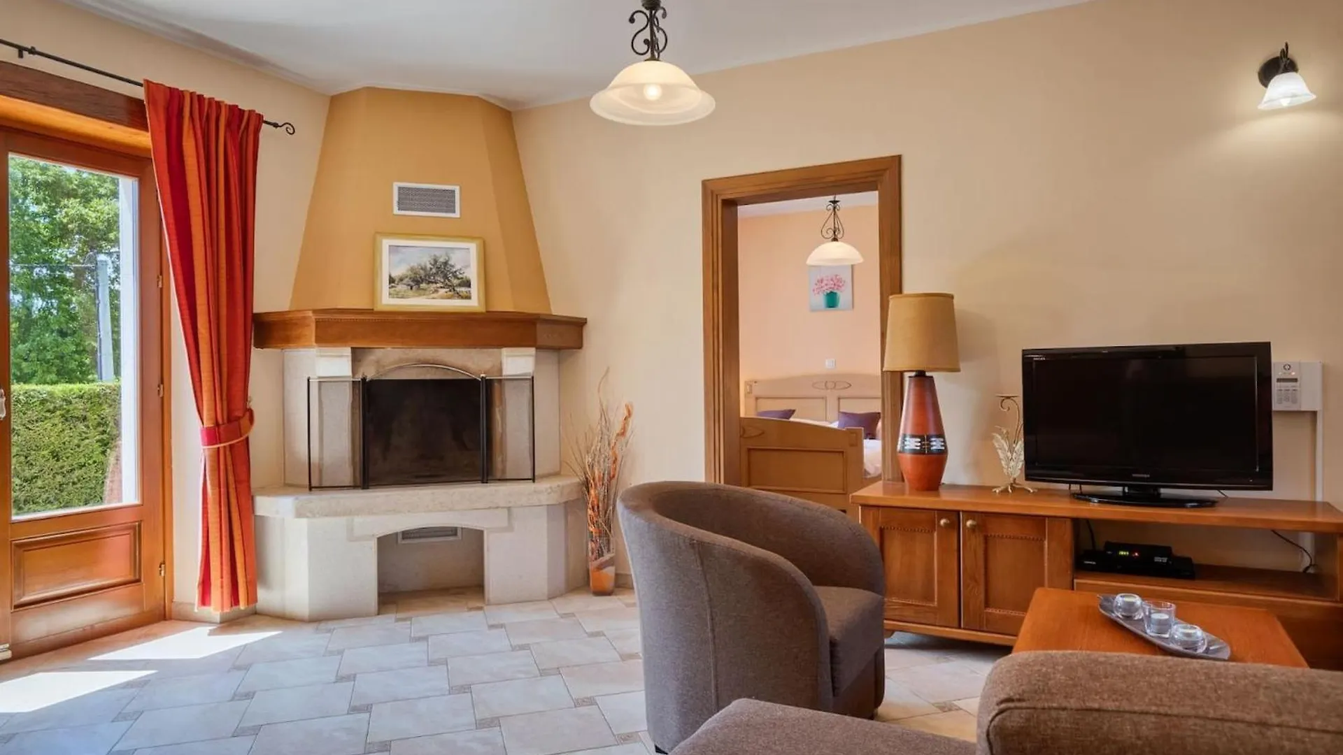 Rustic Villa Catarina With Pool In Tinjan Kringa